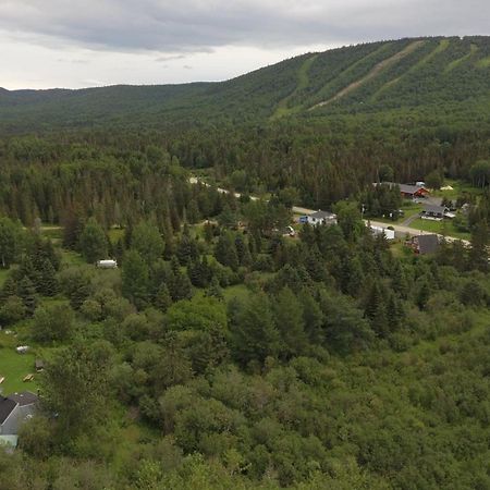 Villa Oasis du grand fond à La Malbaie Extérieur photo